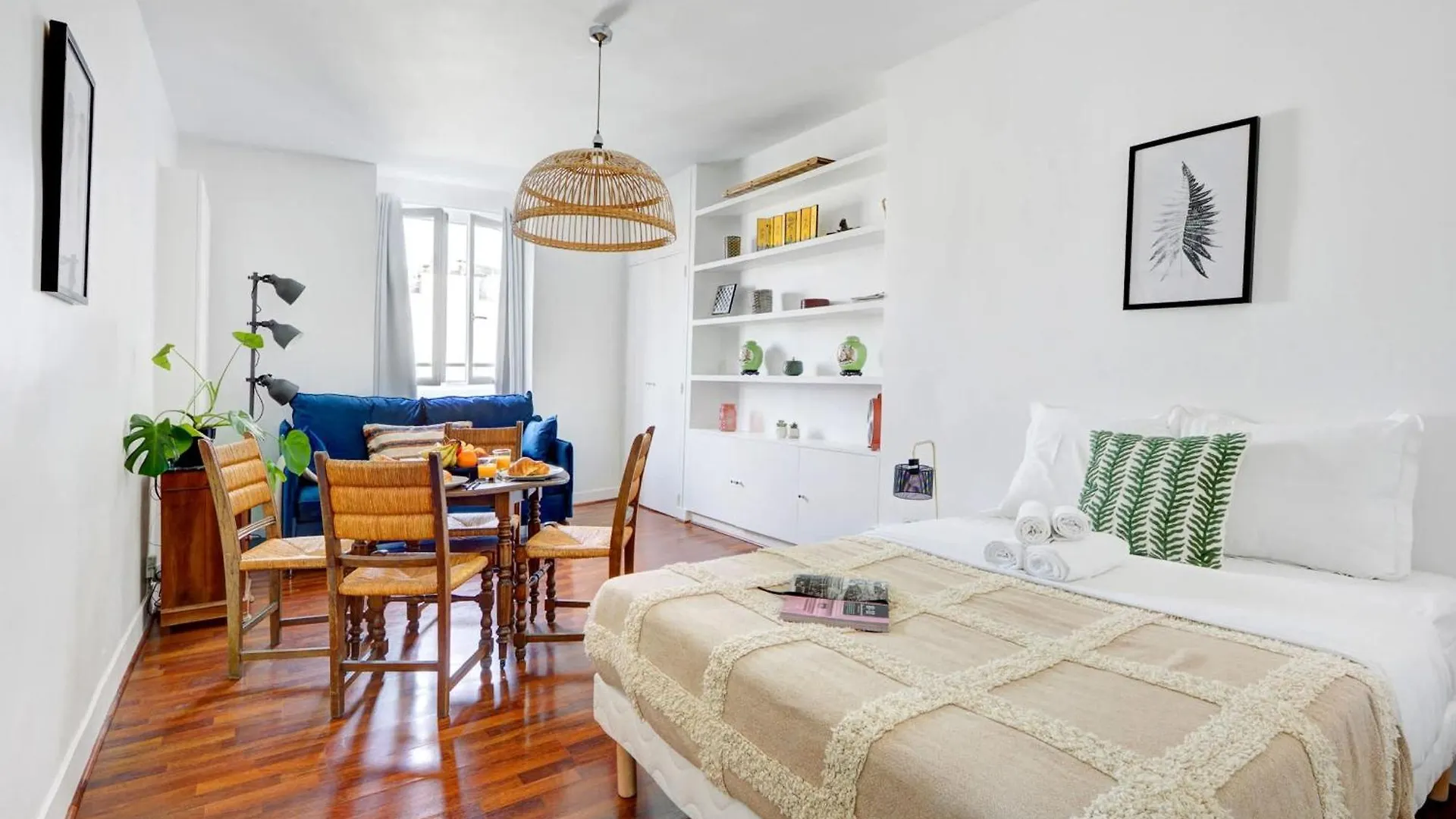 Bnbnova - Le Marais & Place Des Vosges Paris Apartment